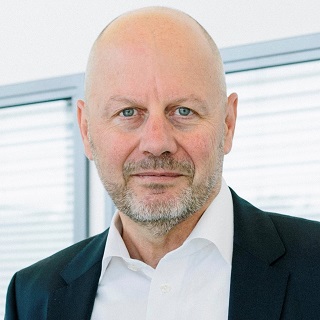 Prof. Dr. Bernhard Schwetzler, CVA